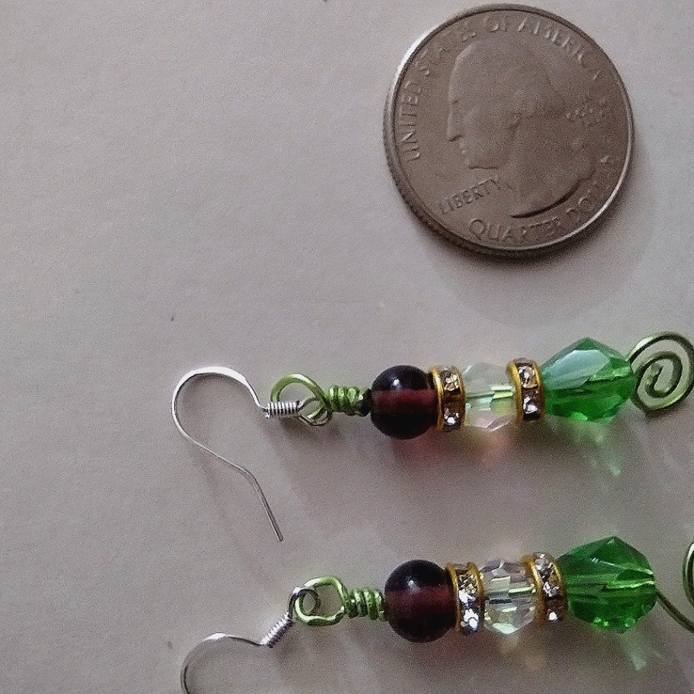Beautiful pair of crystal earrings #13